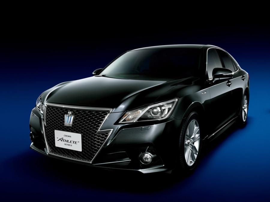  Toyota Crown Hybrid Athlete (S210) 2012 года  (фото 15 из 19)